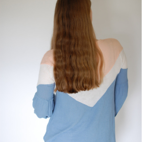 Spring / Summer/ Easter Top Pink White and Blue Top Hailey & Co - Picture 6 of 7